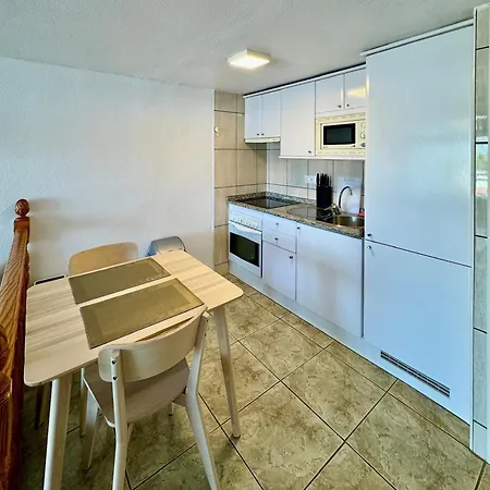 Tamarán 404 Apartman *